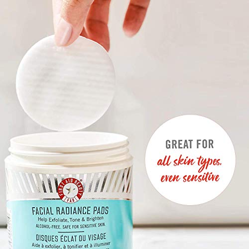 First Aid Beauty Facial Radiance Pads 60 Pads