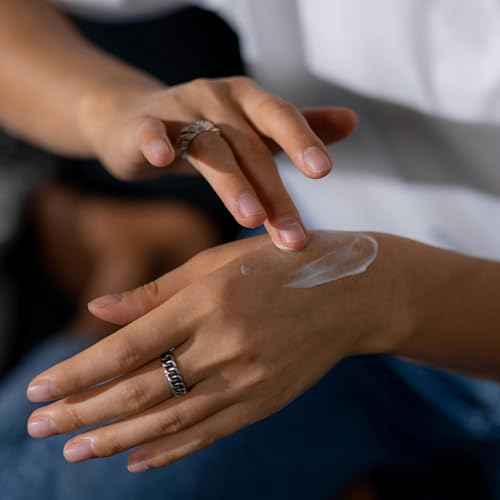 Dionis Goat Milk Skincare Hand Cream Set of 2 - Cruelty Free, Paraben Free Travel Size Moisturizer Duo, Ocean Mist and Toasted Vanilla Chai Scented 1oz Mini Lotions For Dry Hands in a Gift Box