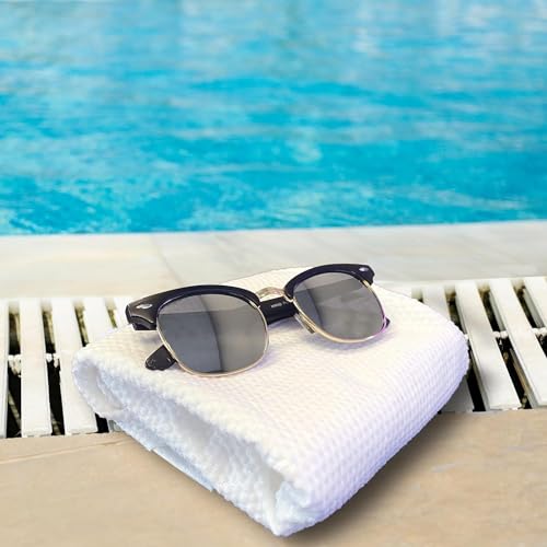 Premium Disposable Bath Towels, 15" x 31.5", 50-Count