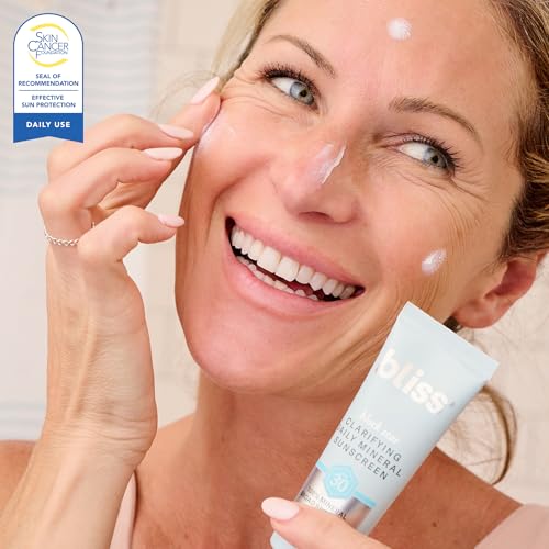 Bliss Block Star Clarifying Daily Mineral Sunscreen Broad Spectrum SPF 30, Blendable Pore Safe Formula for Blemish Prone Skin with Salicylic Acid and Witch Hazel, 1.4 Fl Oz