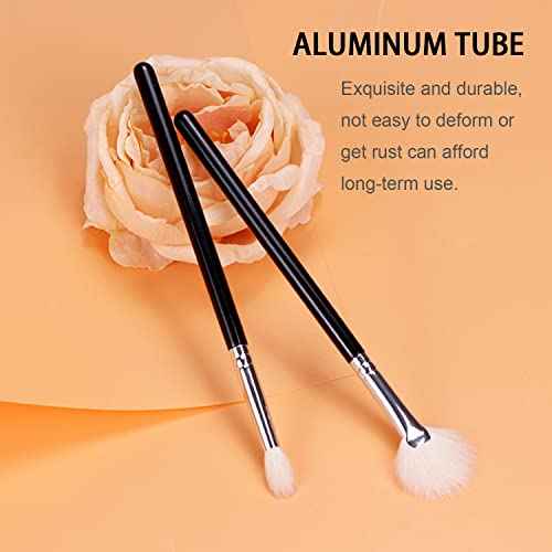 Highlighter Brush Fan Brush for Face Highlighting, Buffing and Blending With Powder Cream, Blusher Highlighter Applicator Makeup Tool