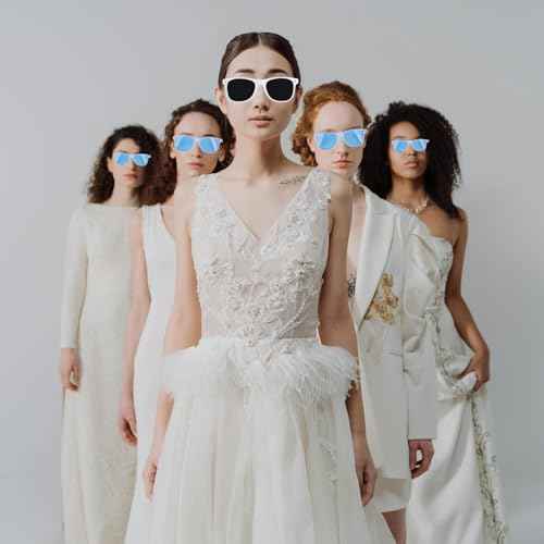 18pcs Bridesmaid Scrunchies Proposal Gifts Bachelorette Hair Claws Clips Girls heart sunglasses for Wedding Party Favors(White&Green)