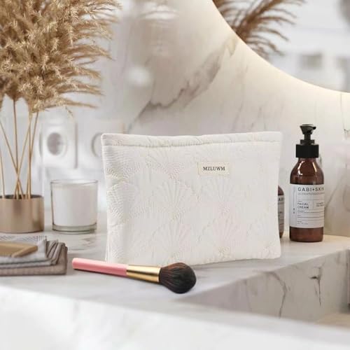 White Cotton Quilted Makeup Pouch£¬Cute Puffy Coquette Makeup Bag,Floral Cotton Quilted Cosmetic Bag for Women and Girls,Makeup Organizer Bag Zipper Pouch (White Shells)