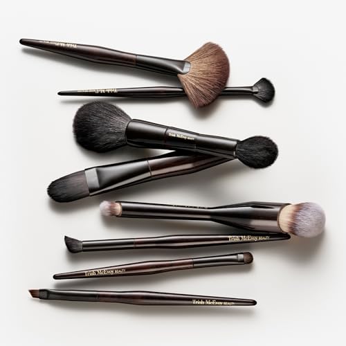 Trish McEvoy Women's Brush 23 Petite Angled Crease Contour