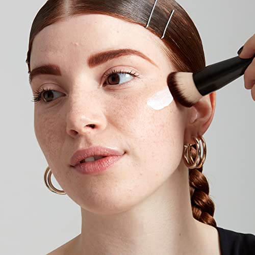 NYX Bare With Me Cannabis Sativa Seed Oil SPF 30 Primer