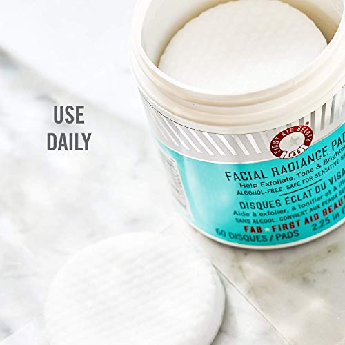 First Aid Beauty Facial Radiance Pads 60 Pads