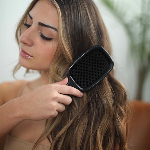 FHI Heat UNbrush Detangling Brush for Pain-Free Brushing on All Wet or Dry Hair Types — Durable DuoFlex Anti-Static Bristles, Lightweight Handle, Vented Hair Brush, Black