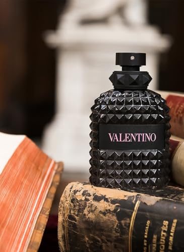 Valentino Uomo Born in Roma 1.7 oz Eau de Toilette Spray