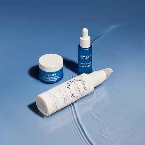 Lumene Nordic Hydra [Lahde] Intense Hydration Moisturizer - Lightweight Plumping Face Cream for Dry Skin - Enriched with Arctic Spring Water + Hyaluronic Acid for Instant Moisture (1.7 oz)