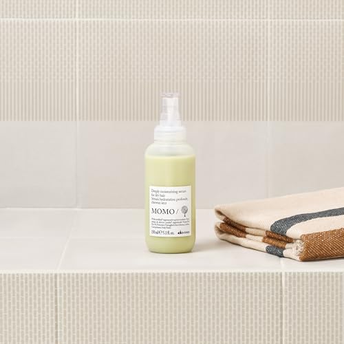 Davines MOMO Leave-In Combing Cream for Dry Hair - Hydrating Serum
