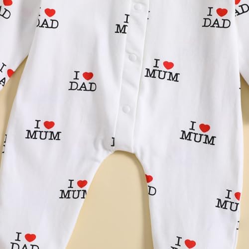 Baby Long-Sleeve Jumpsuit with 'I Love DAD Mum' Letters - Solid Printed