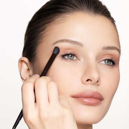Trish McEvoy Women's Brush 23 Petite Angled Crease Contour