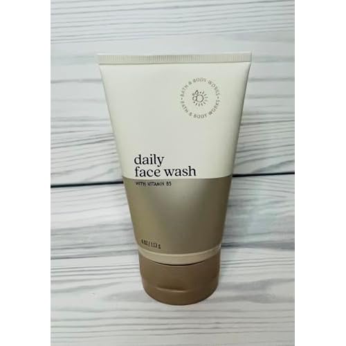 Bath and Body Works Face Essentials Daily Face Wash With Vitamin B5 4 Ounces