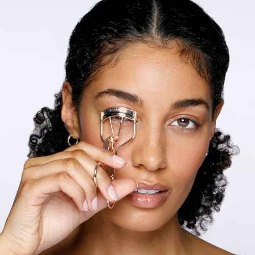 Tweezerman Curl 38 Lash Curler, Eyelash Curler for Almond Shaped Eyes or Deep Set Eyes