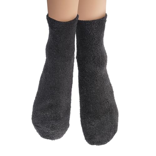 Earth Therapeutics Aloe Vera Moisturizing Socks for Dry Feet - Black