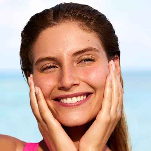 Coco & Eve Antioxidant Glow Cream. With Niacinamide, Hyaluronic Acid, & Ceramide to nourish, protect, repair & smoothen the skin. Suitable for sensitive skin (1.76 fl oz)