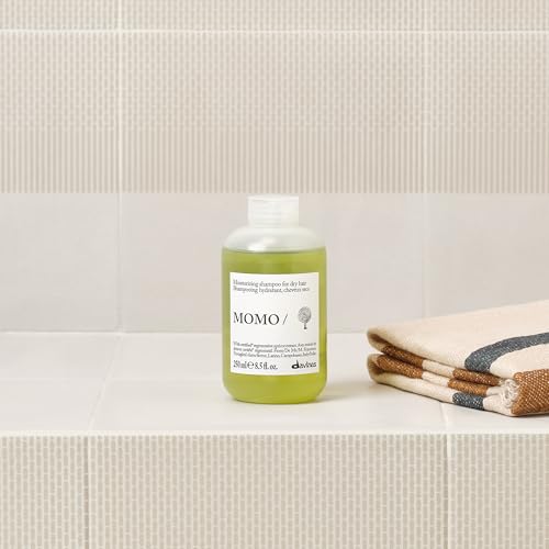 Davines MOMO Full Size Moisturizing Gel Shampoo for Dry Hair - Enhanced