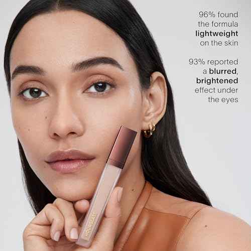 Hourglass Vanish Airbrush Concealer. Weightless and Waterproof Concealer for a Naturally Airbrushed Look