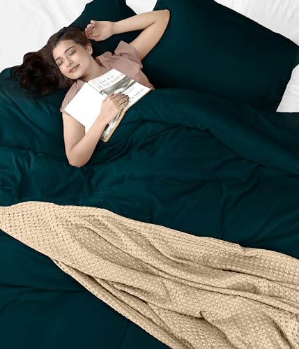 Utopia Bedding Duvet Cover Queen Size - 1 Duvet Cover with 2 Pillow Shams - 3 Pieces Bedding Duvet Cover with Zipper Closure - Soft Brushed Microfiber, 90 X 90 Inches (Queen, Teal)