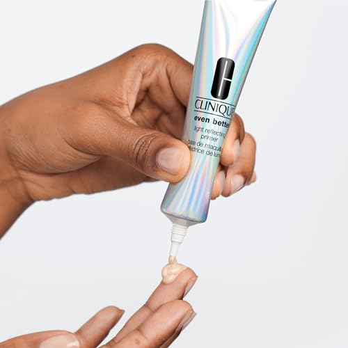 Clinique Even Better Light Reflecting Face Primer With Vitamin C + Hyaluronic Acid For All Skin Types | Hydrating, Lightweight + Illuminating Finish