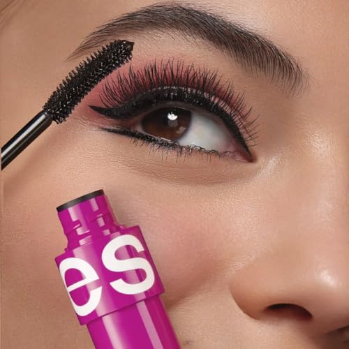 ESIKA Pro Mega Waterproof Mascara - Lash Growth 7X in 7 Days