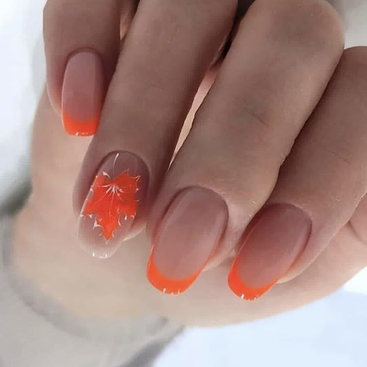 24PCS Fall Maple Leaf Press on Nails Thanksgiving Fake Nails French Tip Glue on Nails Short Square False Nails Full Cover Orange Maple Leaves Stick on Nails Glossy Artificial Nails for Women Girls