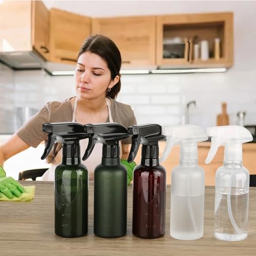 TTTred 10 oz Plastic Spray Bottles - Leakproof & Adjustable Nozzle (2 Pack)