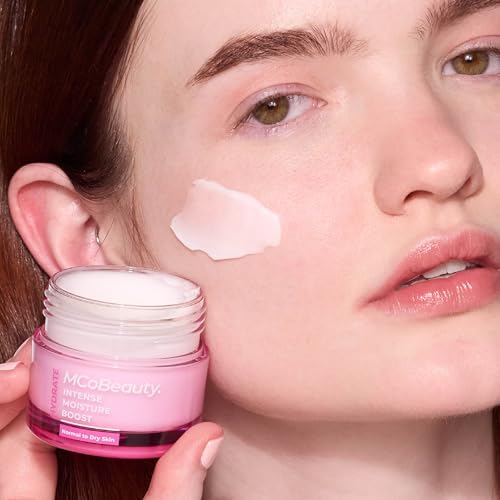 MCoBeauty - Hydrate Daily Moisture Boost - Gel-Cream Face Moisturizer with Hyaluronic Acid & Niacinamide for Radiant, Hydrated Skin - Vegan, Cruelty Free Skin Care