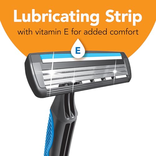 BIC Comfort 3 Disposable Razors for Men, Perfect Razors For a Smooth and Comfortable Shave, 4 Disposable Razors With 3 Blades, 4 Count Shaving Kit