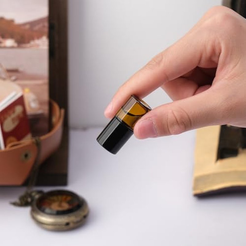 120 Pack 1ml Amber Glass Roller Bottles for Essential Oils