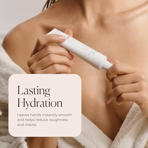 Laura Mercier Souffl? Hand Cream, 24HR Hydration, Nourishes and Repairs, Instantly Moisturizes and Improves Skin Texture, Infused with Shea, Mango, and Cocoa Butters, Holiday Gift