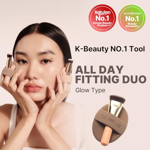 THE TOOL LAB All Day Fitting Duo (Glow type) - Premium Base Makeup Set for Liquid Cream Powder Foundation, Buffing Blending Face Brush, Sponge, Portable Case - 1.1" Flat Top Brush