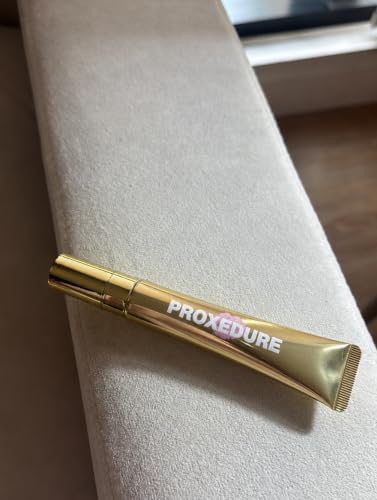 PROXEDURE Lip Plumper with Hyaluronic Acid | Glossy Tinted