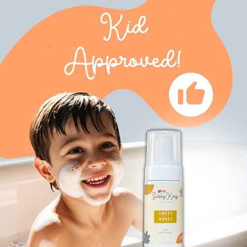 Kids Foaming Face Wash for Boys, Girls - Natural Face Wash For Kids - Gentle Honey Cleanser With Vitamin C & Vitamin E -Tear Free For Sensitive Skin - Honey - 100 ml