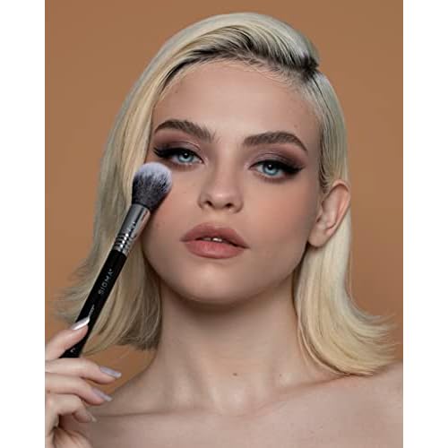 Sigma Beauty Soft Focus Setting Powder ? Silky Smooth, Lightweight Loose Setting Powder for Setting Makeup, Blurring Powder Reduces the Look of Pores, Lines & Wrinkles (Vanilla Bean, Ivory Matte)