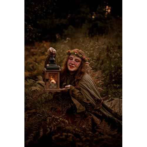 MOSTORY Green Elf Mushroom Crown - Fairy Woodland Crown Forest Flower Headpiece Floral Circlet for Women Renaissance Carnival Cosplay Photo Shoot