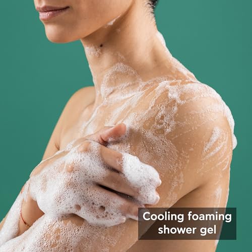 APIVITA Refreshing Fig Shower Gel | Moisturizing & Revitalizing Body Wash with Fig, Propolis & Essential Oils, 250 mL / 8.45 oz
