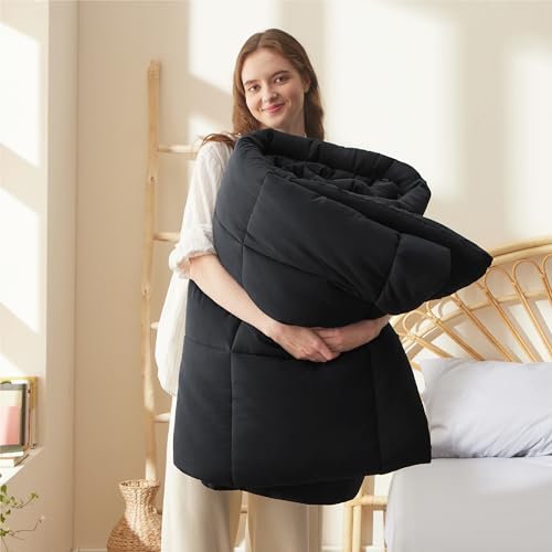 Bedsure Comforter Duvet Insert - Quilted Comforters King Size, All Season Duvet, Down Alternative Bedding Comforter with Corner Tabs(Black,King 90"x102")