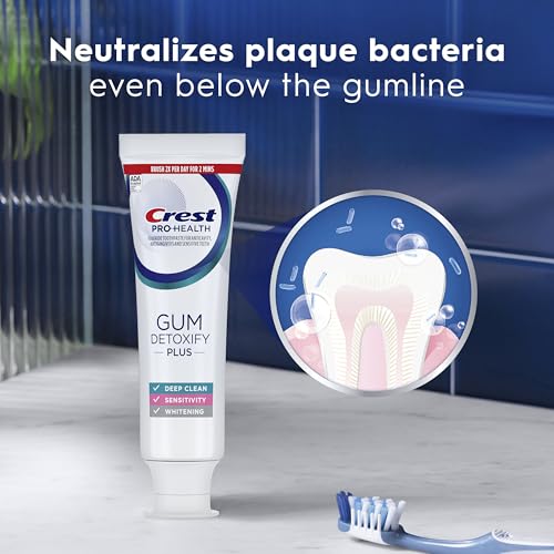 Crest Gum Detoxify Plus Antibacterial Fluoride Toothpaste - 4.5 oz (3 Pack)