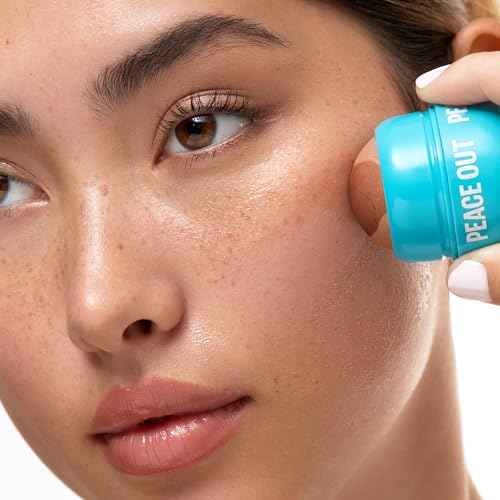 PEACE OUT Skincare Instant Pore & Oil Control Roller with Halloysite Clay