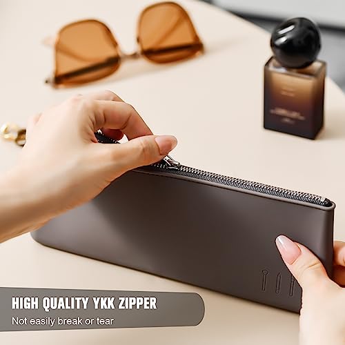 FERYES Silicone Makeup Brush Bag ? Elegant Cosmetic Brushes Pouch Bag with YKK Zipper, Travel Makeup Tools Organizer Bag -Light Brown