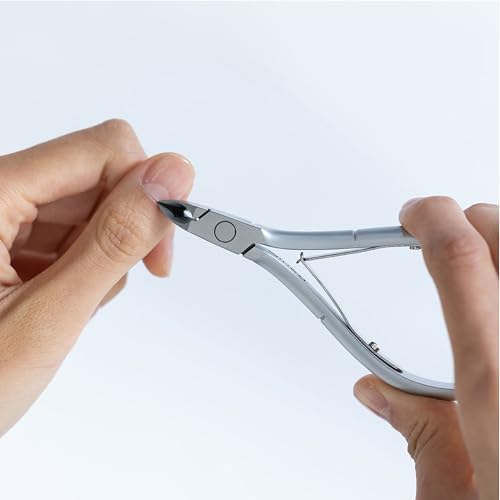 Nghia D-07 Stainless Steel Cuticle Nipper JAW 14 - Professional Nail Tool