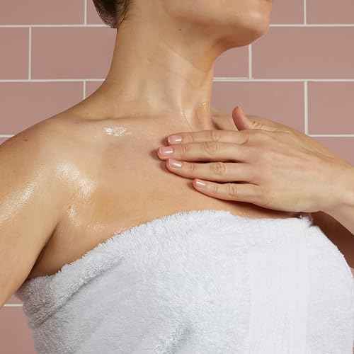 Soap & Glory Hydrate Expectations Body Serum - Thirst Quenching Hyaluronic Acid - Full-Coverage, Lightweight, Fast Absorbing Vegan Moisturizing Body Serum (8.4 Fl Oz)