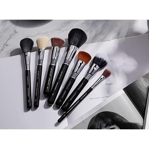 Sigma Beauty Professional F30 Large Coverage Powder Face Makeup Brush for Loose Powder and Mineral Foundation