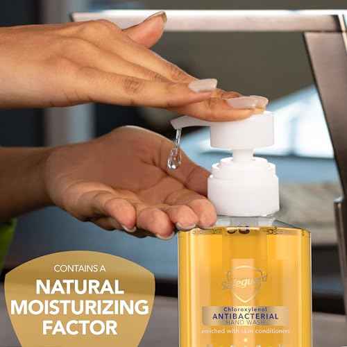Safeguard Antibacterial Liquid Hand Soap, Micellar Deep Cleansing, Washes Away 99% Bacteria, Made with Natural Moisturizers & Skin Conditioners, PH Balanced, Sparkling Citrus Scent 15.5 oz (Pack of 4)
