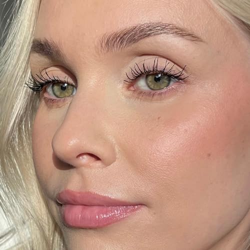 Sandstone Scandinavia White Eyeshadow - Hypoallergenic & Blendable