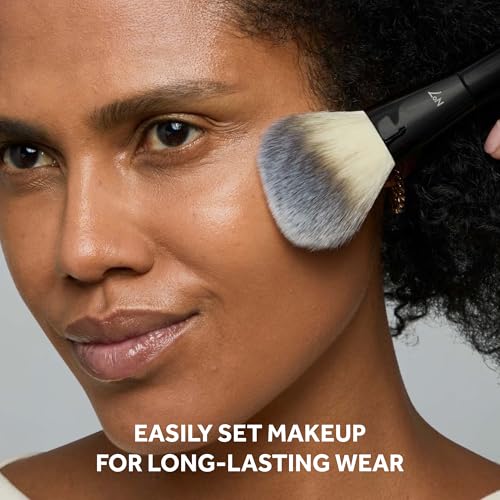 No7 Lift & Luminate Setting Powder - Light 10g
