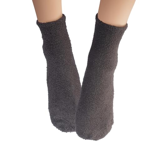 Earth Therapeutics Aloe Vera Moisturizing Socks for Dry Feet - Black