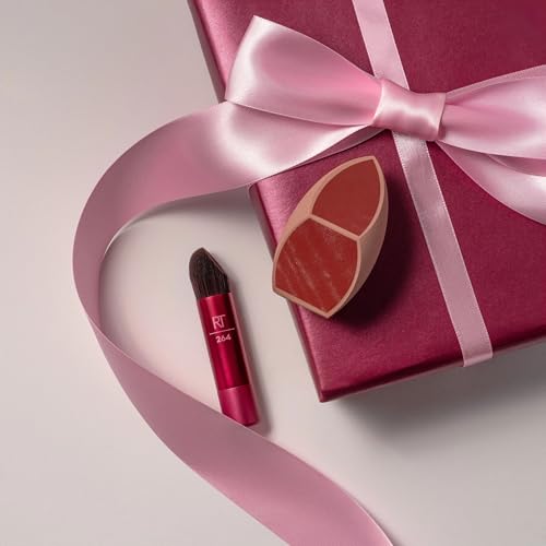 Real Techniques Makeupsaver Duo 2 Piece Gift Set, Limited Edition Brush & Makeup Sponge Kit for Foundation, Stocking Stuffer, Vegan & Cruelty-Free Makeup Tools