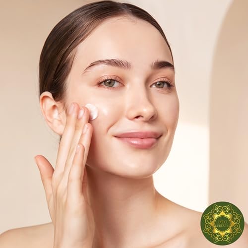 Daily Glow Face Moisturizing Cream - Ultra Hydrating Facial Moisturizer with Vitamin E, Jojoba Oil & African Shea Butter. Lightweight, Nutrient Rich Formula for Dry, Sensitive Skin. 2oz